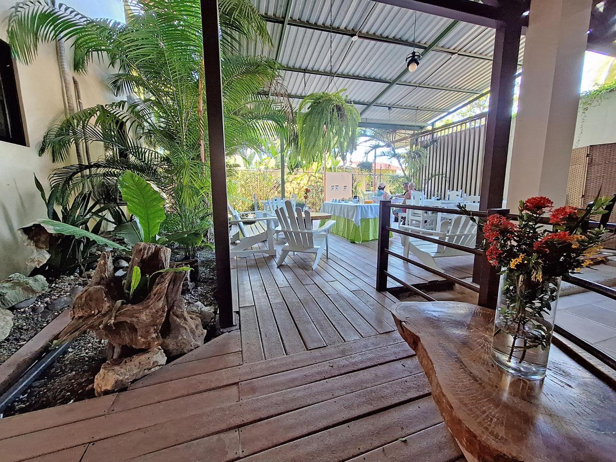 Infiniti Hotel Puerto Viejo de Talamanca Экстерьер фото