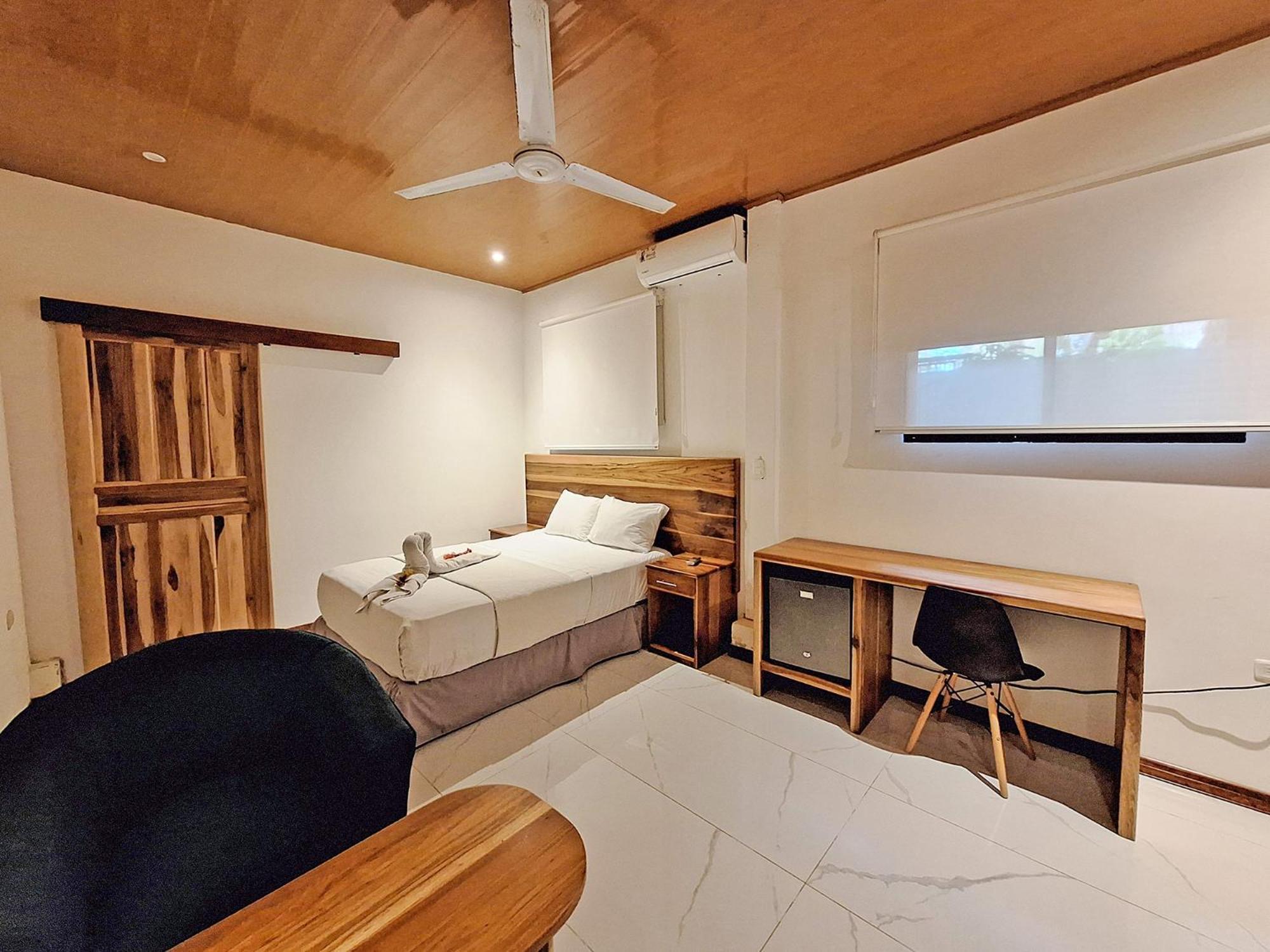 Infiniti Hotel Puerto Viejo de Talamanca Экстерьер фото