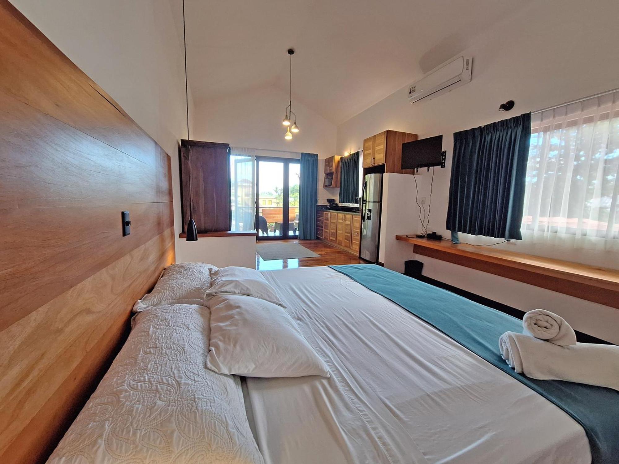 Infiniti Hotel Puerto Viejo de Talamanca Экстерьер фото